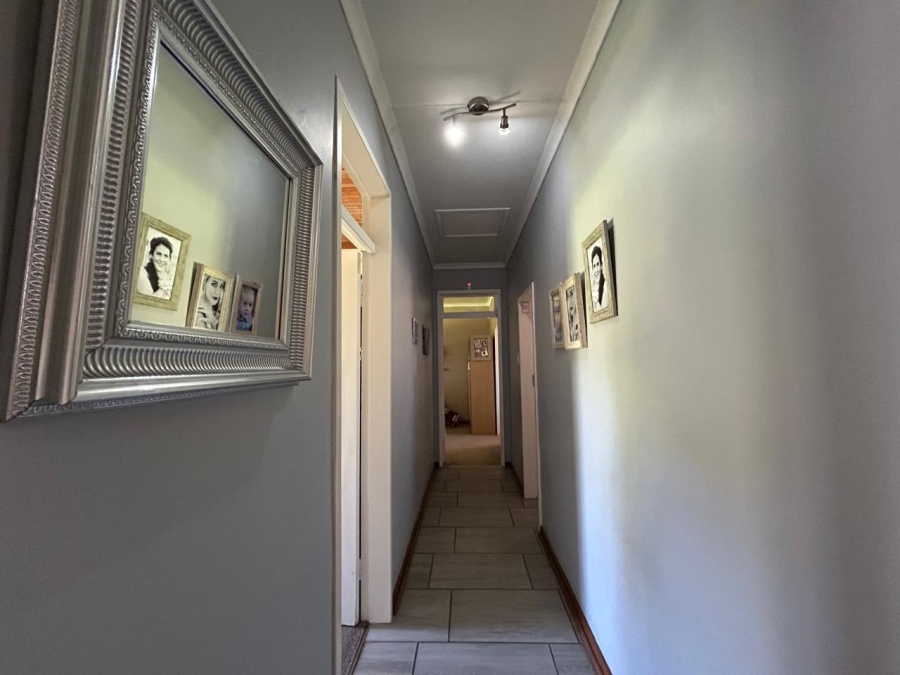 4 Bedroom Property for Sale in Monument Heights Northern Cape